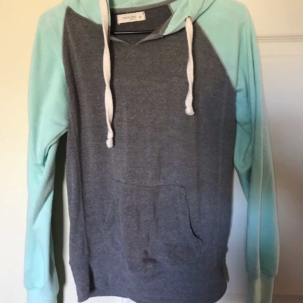 Two tone mint grey hoodie